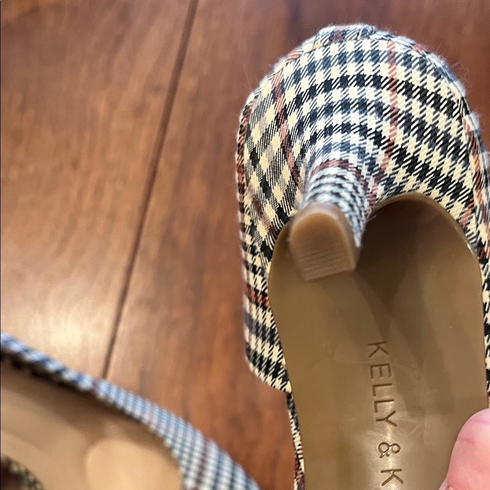 Kelly & Katie Black and White Plaid Pointed-Toe Pumps - Picture 5 of 5
